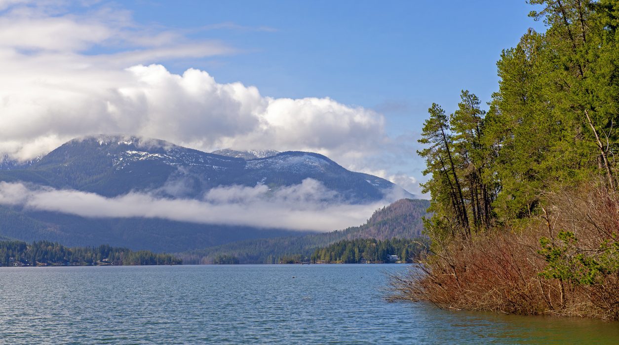 Autumn scenery at Sproat Lake near Port Alberni, Vancouver Island, a peaceful destination for fall getaways.