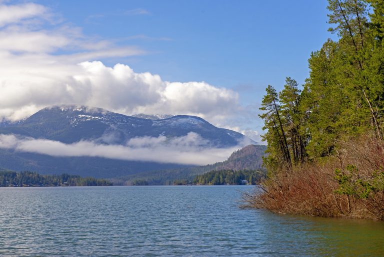 Autumn scenery at Sproat Lake near Port Alberni, Vancouver Island, a peaceful destination for fall getaways.